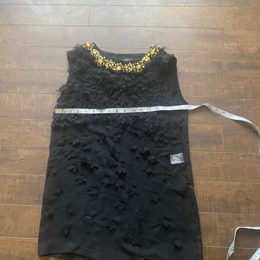 Givenchy Black Silk Textured sleeveless blouse - Picture 10 of 11